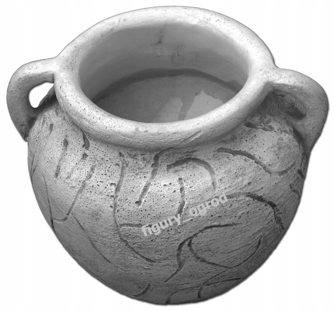 Betónový sivý kvetináč 27 cm x 25 x 20 cm