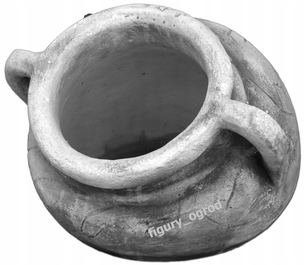 Betónový sivý kvetináč 26 cm x 33 x 28 cm