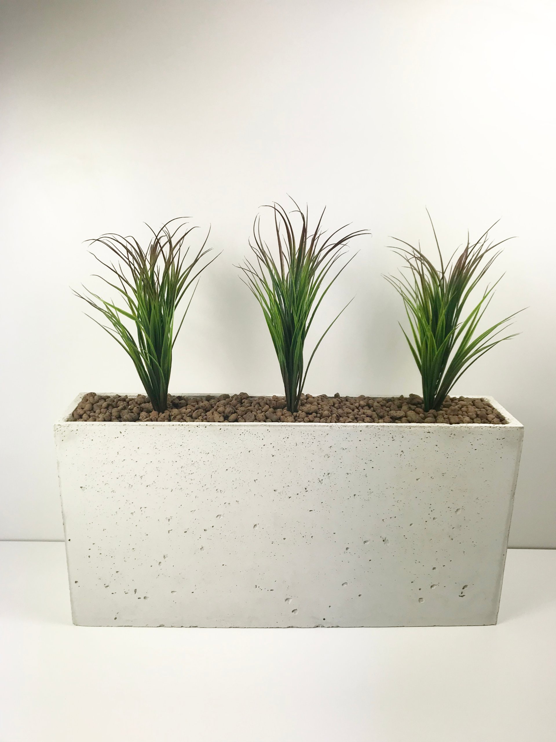 Betónový kvetináč biely, sivý Ozdobeton 100 cm x 20 x 50 cm